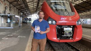 Charles-Henri Le Billan, candidat à la députation de la seconde circonscription de la Corrèze, à la Gare SNCF de Brive-la-Gaillarde - Valentin FRANCY