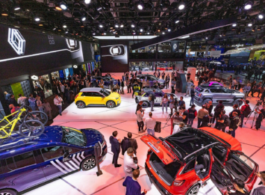 Photo Illustration Frédéric Speich / Stand du constructeur français Renault au Mondial de l'Automobile