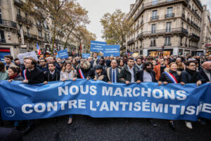 Marche politique contre l'antisémitisme, le 11 décembre 2023 à Paris.(Photo by Telmo Pinto/SOPA Images/LightRocket via Getty Images)