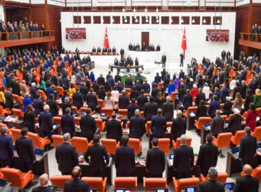 Le parlement turque à Ankara, le 1er octobre dernier. (Photo by Selahattin Sönmez/ dia images via Getty Images)