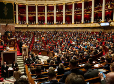 Francois Bayrou, Prononcé son discours devant l’Assemblée Nationale. Photographe: Benjamin Girette/Bloomberg via Getty Images