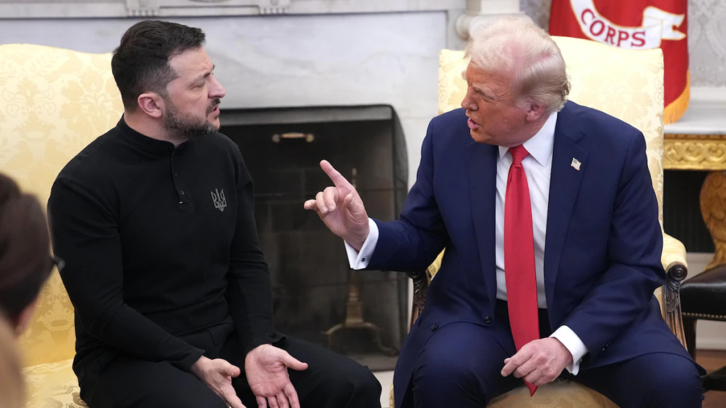 La rencontre entre Donald Trump et Volodymyr Zelensky a viré à l’affrontement devant les caméras, le 28 février 2025. Photo : Getty Images / Andrew Harnik