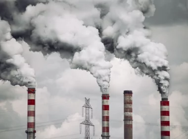 Le site industriel de Konin en Pologne. Selon le Forever Pollution Project, ce site rejetterais des PFAS. En France, le plus grand site reconnu se situe à Pierre-Bénite. Crédits : Pexels