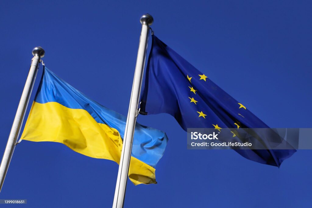 Drapeaux de l'UE et de l'Ukraine - Pixabay