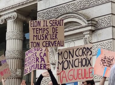 Les manifestation du 8 mars ont rassemblé environ 250.000 personnes en France selon le collectif organisateur Grève Féministe. Place du Ralliement, Angers. @Jeanne Lauzevis